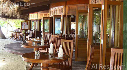 Angsana Resort & Spa Maldives Velavaru 8